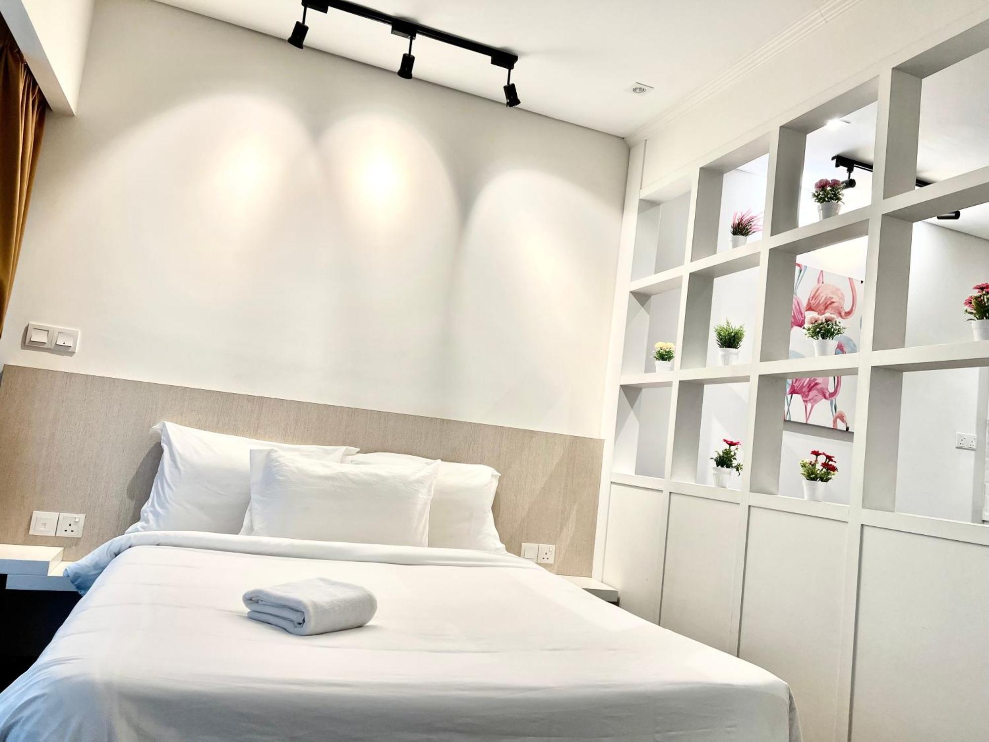 Summer Suites Klcc By Victorians 쿠알라룸푸르 외부 사진