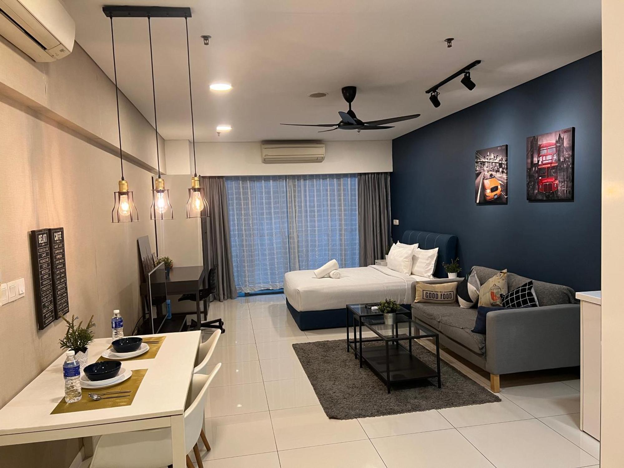 Summer Suites Klcc By Victorians 쿠알라룸푸르 외부 사진